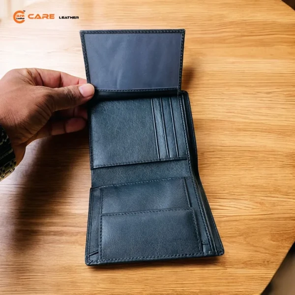 Genuine Leather Bi-Fold Wallet (Black SW22)