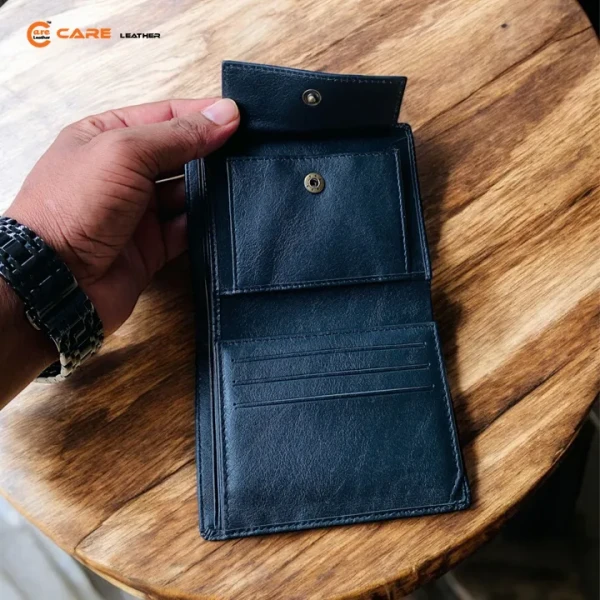 Genuine Leather Bi-Fold Wallet (Black SW22)